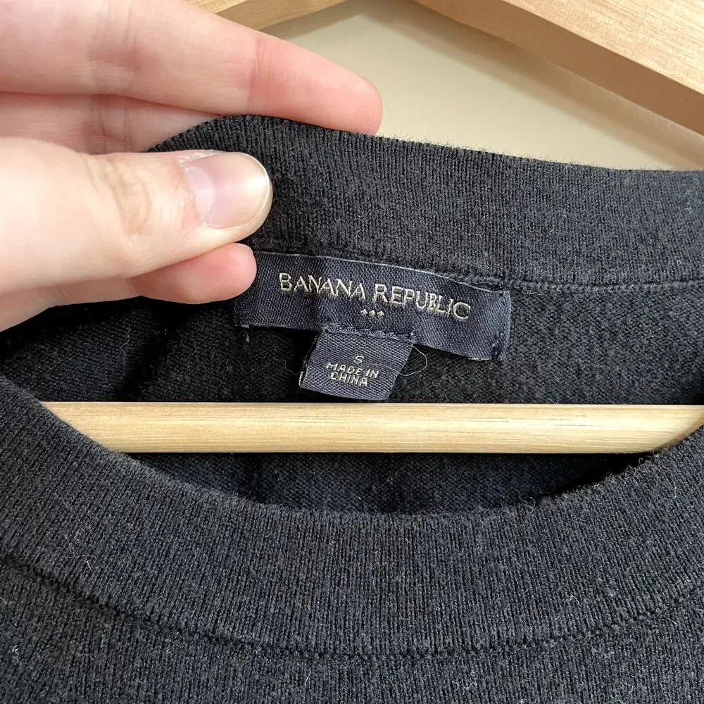 Banana Republic black pleated front 3/4 sleeve sweater top women's size S cotton